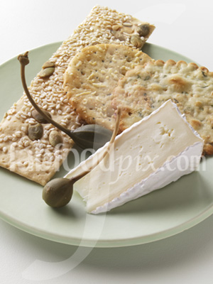 Crackers Brie photo