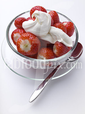 Strawberries cream photo
