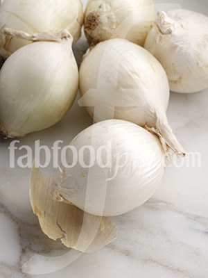 white onions photo