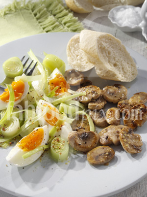 leek egg salad photo
