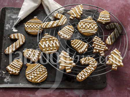 Ornamental cookie frosting photo