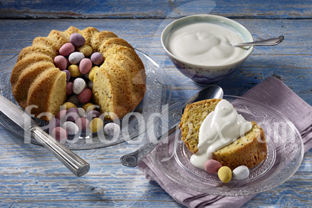 Easter_saffron_cake photo